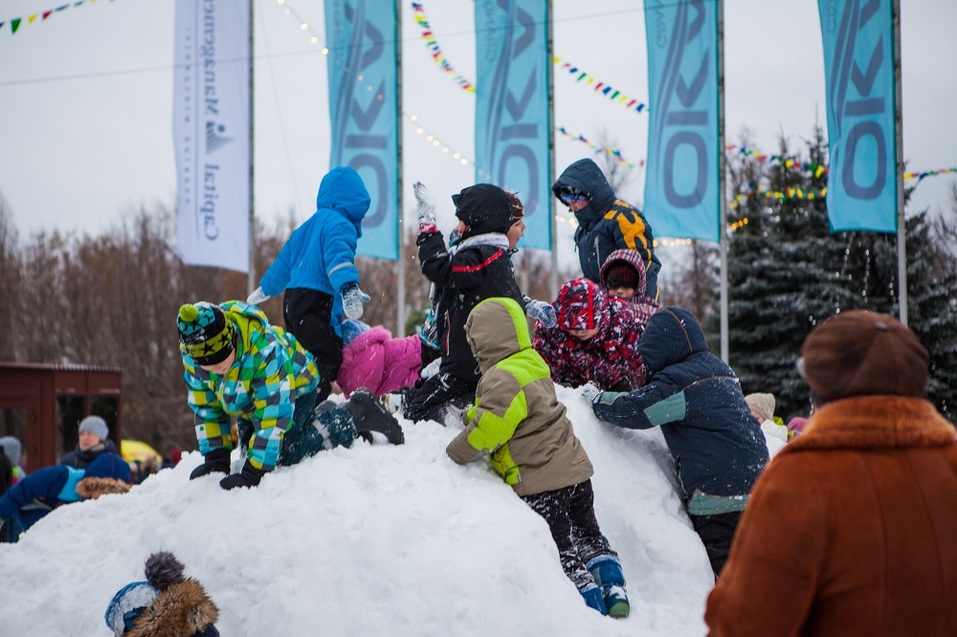 «Горьковская Ёлка» в Гранд Отеле «Ока» открыта 14 «Горьковская Ёлка» в Гранд Отеле «Ока» открыта 14