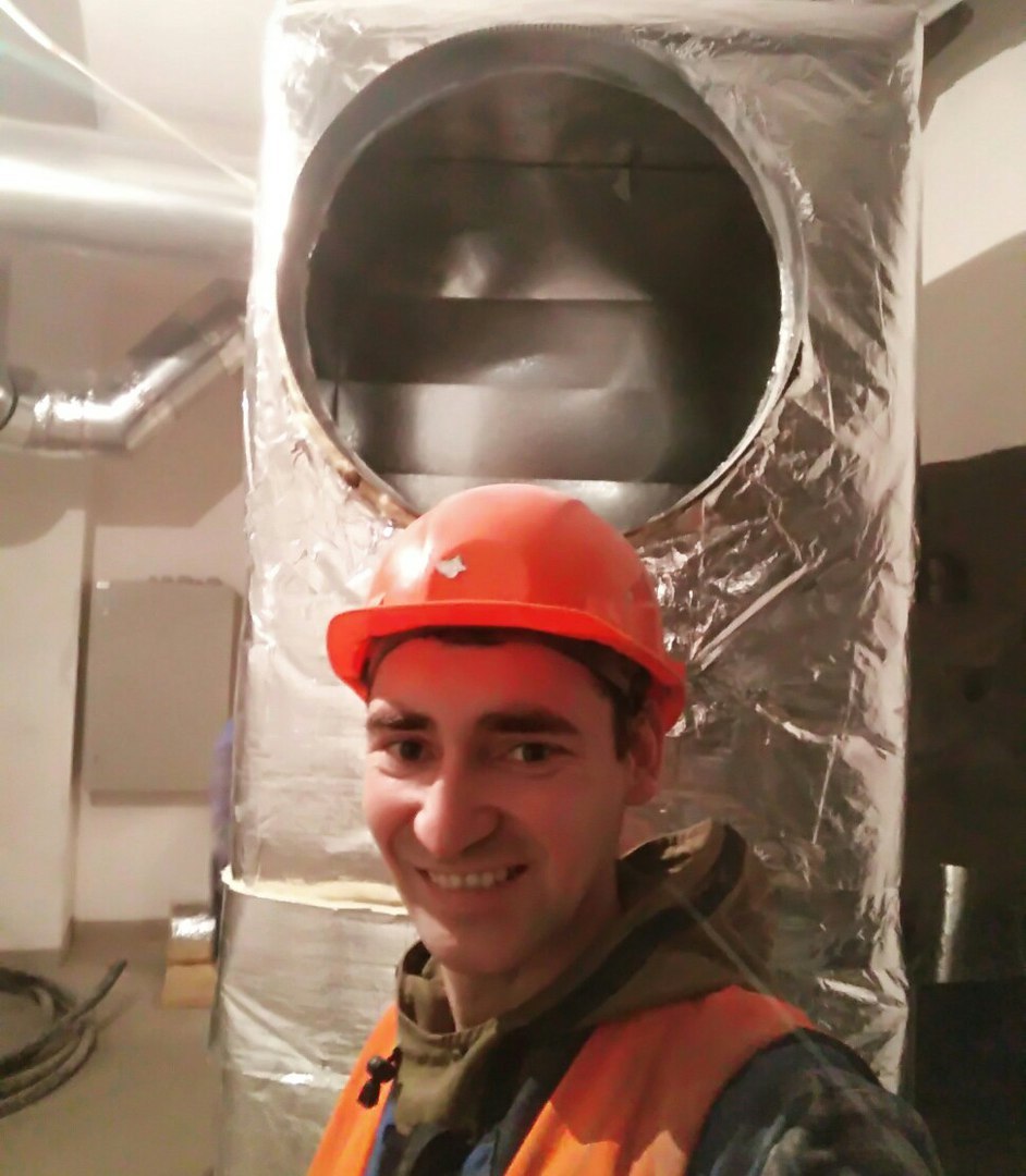 Евгений Касьянов: «Наемный работник не думает, где взять деньги»
1 Евгений Касьянов: «Наемный работник не думает, где взять деньги»
1