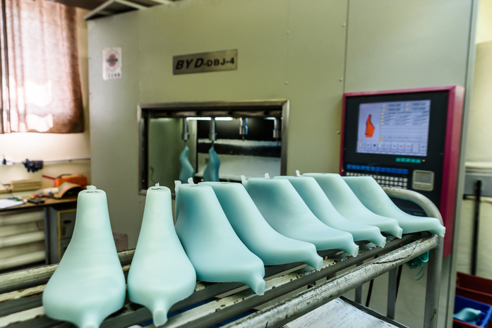 Искры труб, роботы для мороженого и пыль графита. ТОП-5 фоторепортажей 2017 года 3 Искры труб, роботы для мороженого и пыль графита. ТОП-5 фоторепортажей 2017 года 3