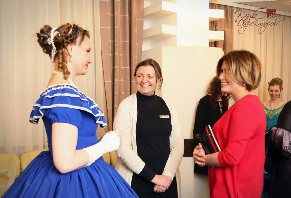 Новосибирских директоров научили танцевать испанский вальс и галоп 2 Новосибирских директоров научили танцевать испанский вальс и галоп 2