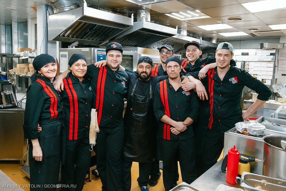 «Я не скажу, что в восторге от мираторговского мяса». Что не так с ресторанами города? 2 «Я не скажу, что в восторге от мираторговского мяса». Что не так с ресторанами города? 2