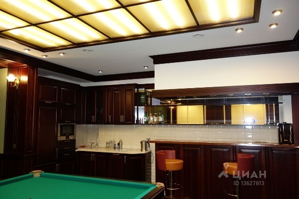 Водопад, хамам и зона барбекю. В Екатеринбурге составили рейтинг самых необычных квартир 3 Водопад, хамам и зона барбекю. В Екатеринбурге составили рейтинг самых необычных квартир 3