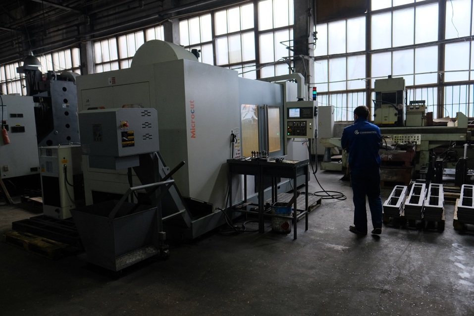 «Производственникам ничего не мешает — ни налоги, ни кадровый голод. Просто работать надо» 2 «Производственникам ничего не мешает — ни налоги, ни кадровый голод. Просто работать надо» 2