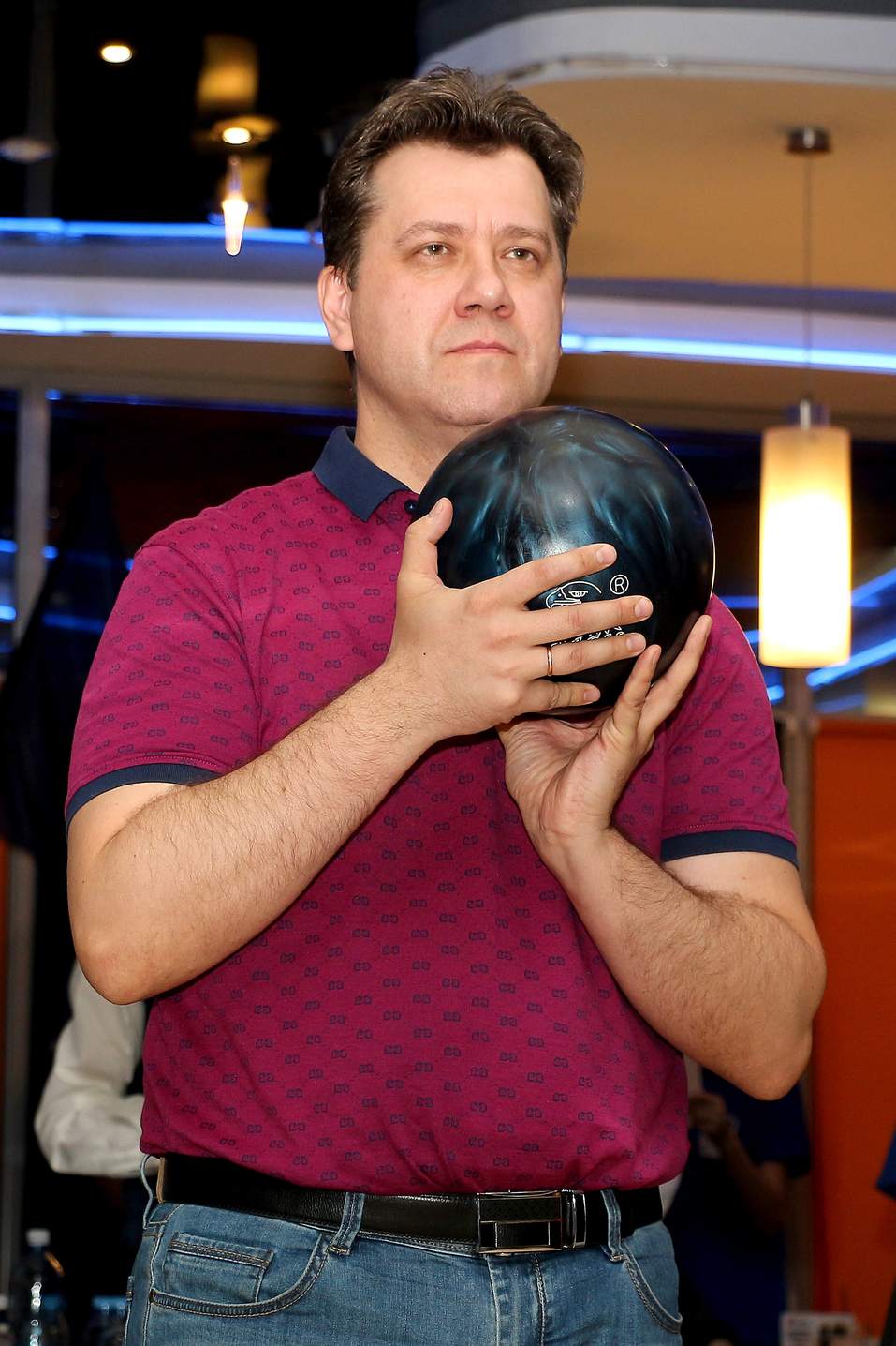 Новосибирские банкиры и финансисты померились силами в боулинге 12 Новосибирские банкиры и финансисты померились силами в боулинге 12