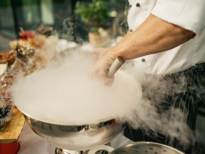 Эклеры на воздушных шарах и мясо на гаечных ключах: зачем и сколько платят за вау-эффект? 6 Эклеры на воздушных шарах и мясо на гаечных ключах: зачем и сколько платят за вау-эффект? 6