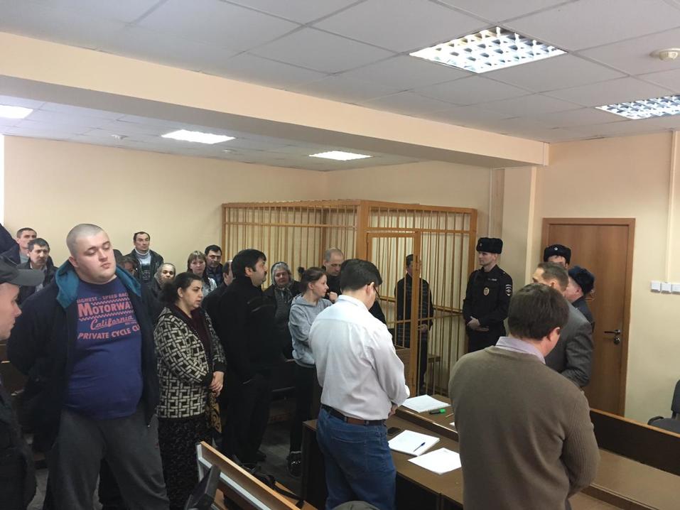 На скамье подсудимых — 17 человек. На Урале вынесли приговор банде кредитных мошенников 1 На скамье подсудимых — 17 человек. На Урале вынесли приговор банде кредитных мошенников 1