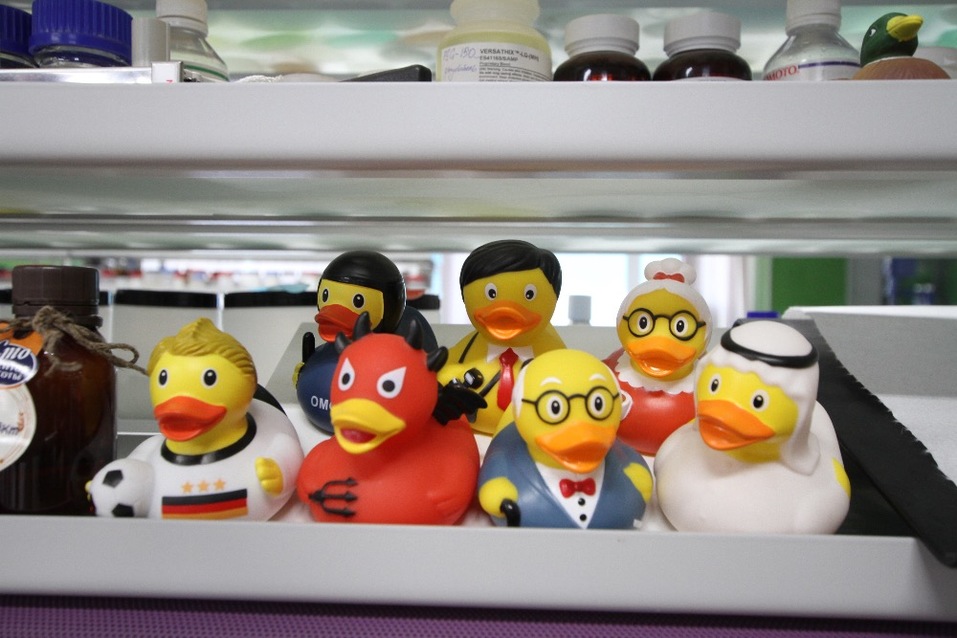 Отвар трав и желтые уточки. Что скрывается за дверями «Калины» после сделки с Unilever
23 Отвар трав и желтые уточки. Что скрывается за дверями «Калины» после сделки с Unilever
23