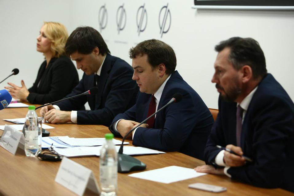 Руслан Гаттаров: «Бизнес часто сам виноват в том, что его кошмарят»
1 Руслан Гаттаров: «Бизнес часто сам виноват в том, что его кошмарят»
1