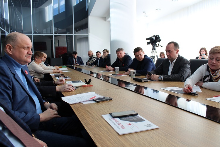 «Стратегия роста» в Нижегородской области: подход к экономике надо менять 1 «Стратегия роста» в Нижегородской области: подход к экономике надо менять 1