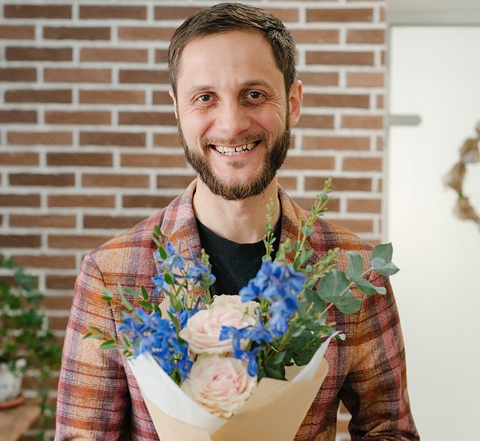 «Нет разницы, 101 розу ты даришь или одну»: как мужчины выбирают цветы для своих женщин 2 «Нет разницы, 101 розу ты даришь или одну»: как мужчины выбирают цветы для своих женщин 2