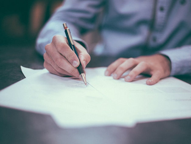 Темы недели DK.RU. Крест на мосту в Подновье, слежка за Антоновым и откровения бизнесмена 6 Темы недели DK.RU. Крест на мосту в Подновье, слежка за Антоновым и откровения бизнесмена 6