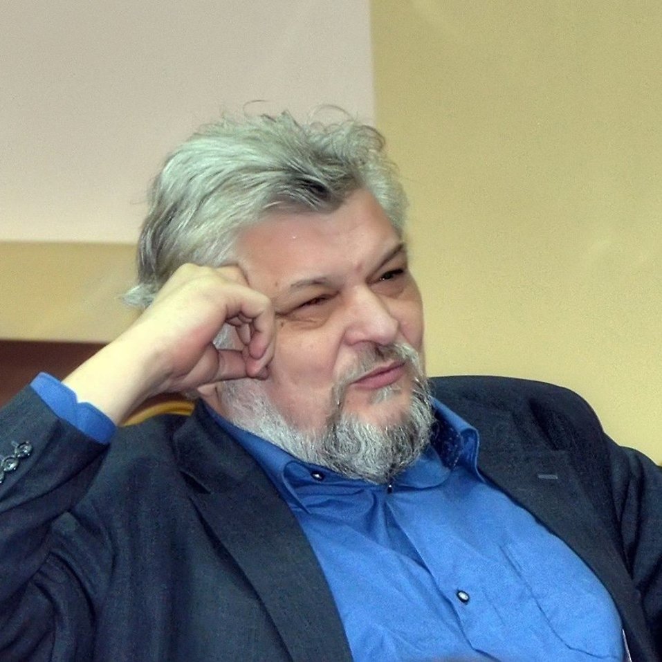 В Ростове на Пушкинской молодую женщину убило упавшим деревом 1 В Ростове на Пушкинской молодую женщину убило упавшим деревом 1