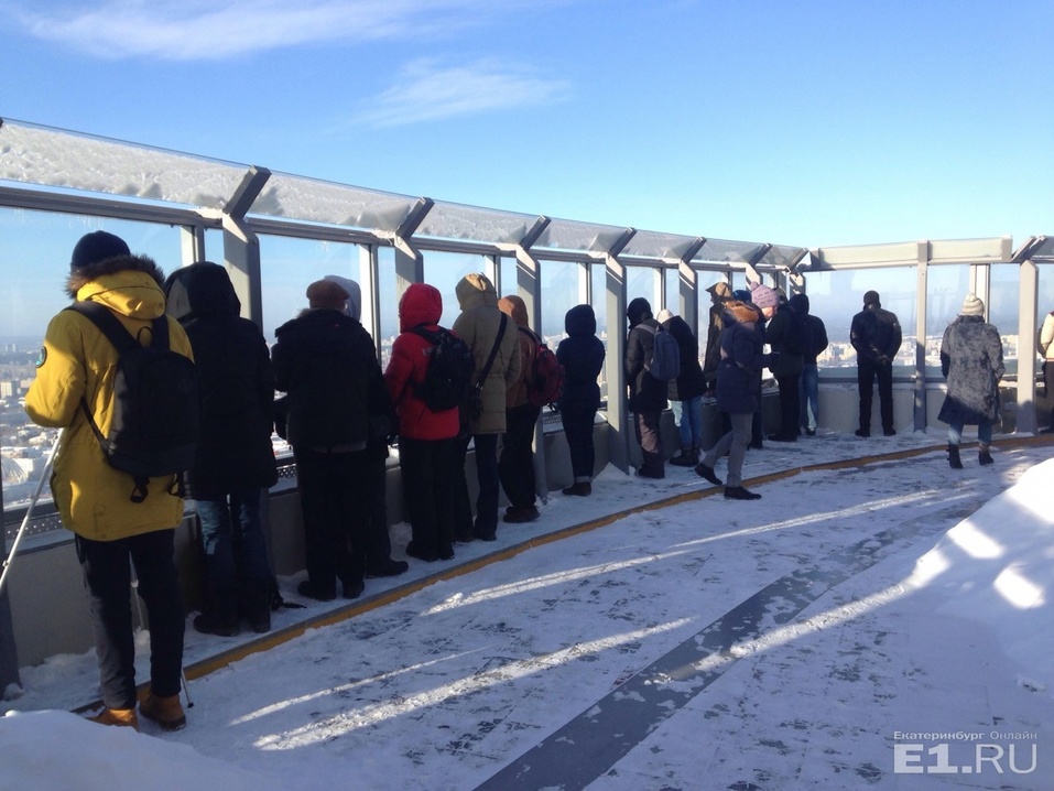 «Как будто петарда взорвалась». В Екатеринбурге снесли телебашню / ВИДЕО 3 «Как будто петарда взорвалась». В Екатеринбурге снесли телебашню / ВИДЕО 3