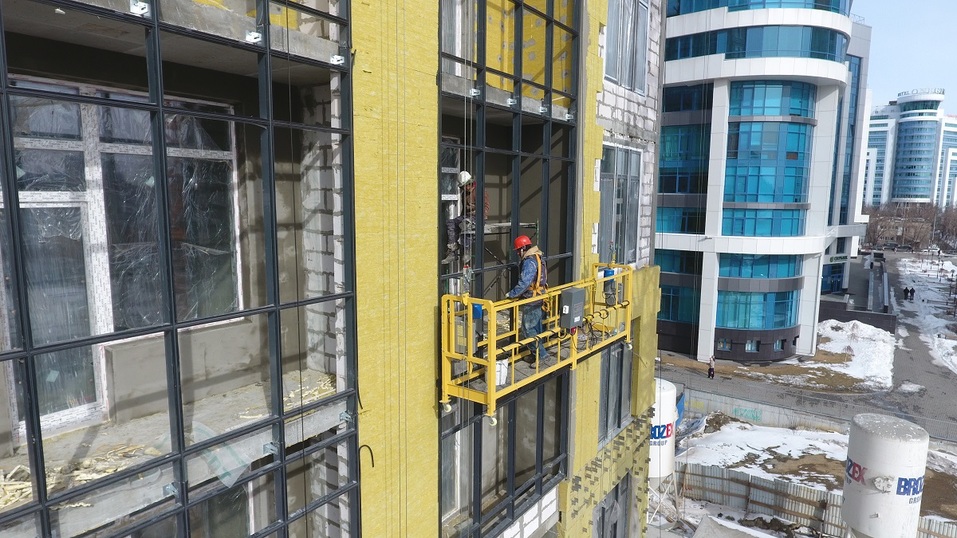 Евгений Шилов: Бриллиантами эти квартиры не выложены, но продаются по 1 млн. руб. за метр 5 Евгений Шилов: Бриллиантами эти квартиры не выложены, но продаются по 1 млн. руб. за метр 5