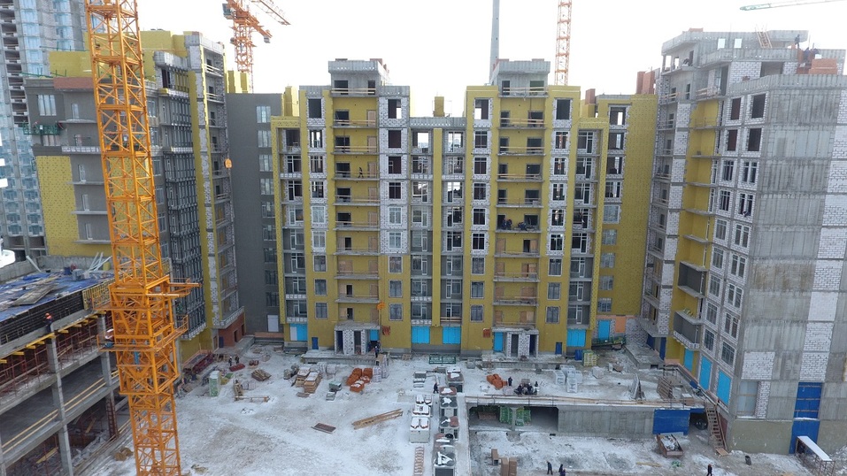 Евгений Шилов: Бриллиантами эти квартиры не выложены, но продаются по 1 млн. руб. за метр 3 Евгений Шилов: Бриллиантами эти квартиры не выложены, но продаются по 1 млн. руб. за метр 3