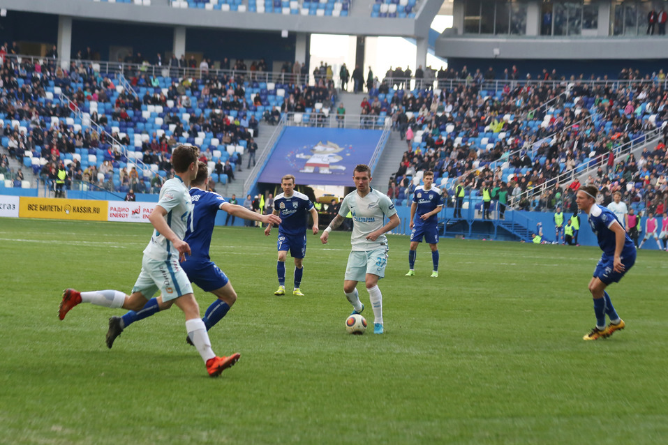 Очереди в кассу, поражение хозяев. Как прошел первый матч на нижегородском стадионе. ФОТО 11 Очереди в кассу, поражение хозяев. Как прошел первый матч на нижегородском стадионе. ФОТО 11