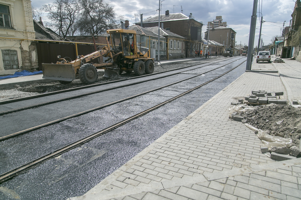 На улице Станиславского в Ростове начали укладку асфальта ФОТОРЕПОРТАЖ 2 На улице Станиславского в Ростове начали укладку асфальта ФОТОРЕПОРТАЖ 2
