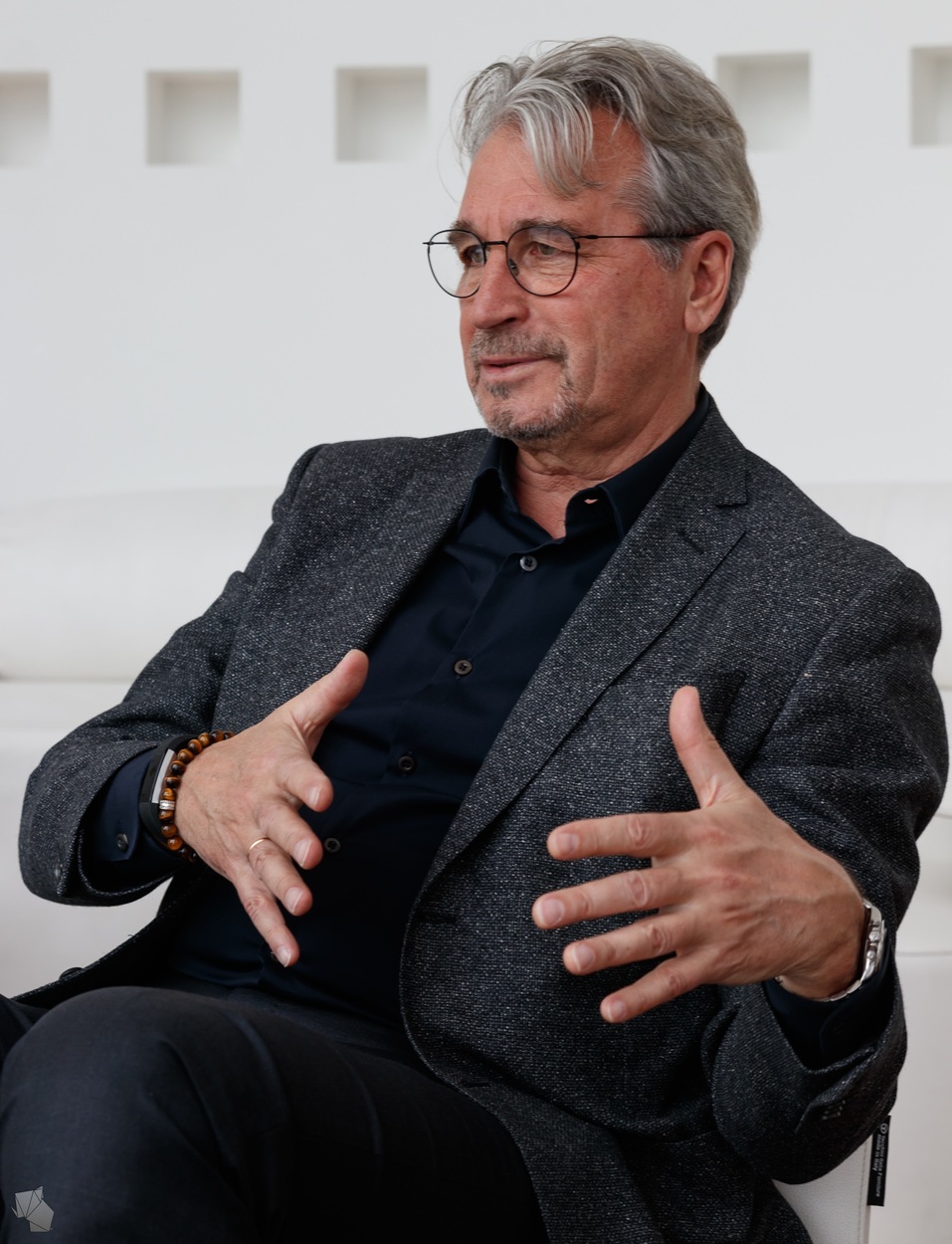 «Жесткая вертикаль разрушится. Нужны реформы местного самоуправления, повсеместные выборы» 2 «Жесткая вертикаль разрушится. Нужны реформы местного самоуправления, повсеместные выборы» 2