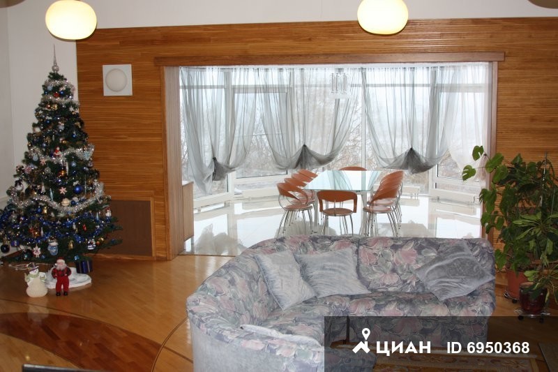 Футбольное поле, бассейн, бильярд. ТОП-5 самых дорогих коттеджей Нижнего Новгорода
12 Футбольное поле, бассейн, бильярд. ТОП-5 самых дорогих коттеджей Нижнего Новгорода
12