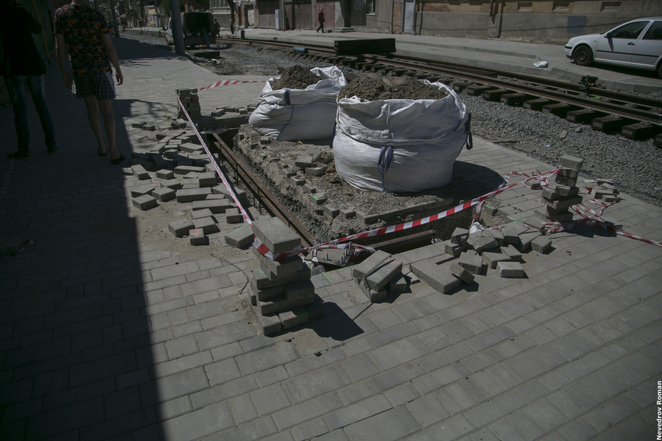 Успеть любой ценой: Как идет реконструкция улицы Станиславского в Ростове 5 Успеть любой ценой: Как идет реконструкция улицы Станиславского в Ростове 5