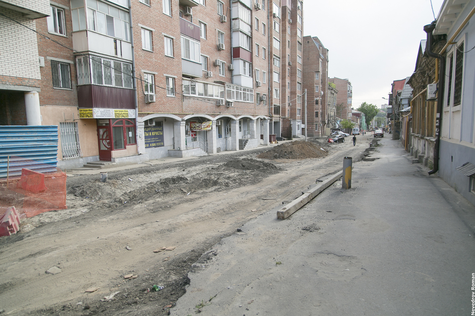 Успеть любой ценой: Как идет реконструкция улицы Станиславского в Ростове 8 Успеть любой ценой: Как идет реконструкция улицы Станиславского в Ростове 8