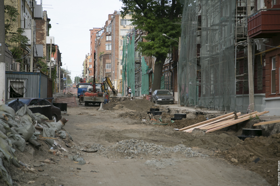 Успеть любой ценой: Как идет реконструкция улицы Станиславского в Ростове 9 Успеть любой ценой: Как идет реконструкция улицы Станиславского в Ростове 9