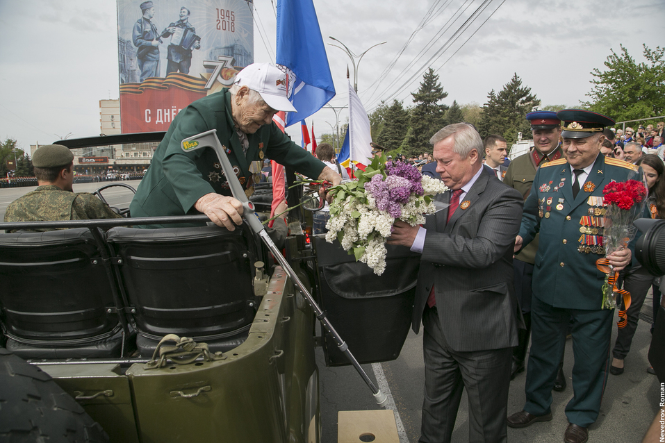 В Ростове состоялся Парад Победы ФОТОРЕПОРТАЖ 2 В Ростове состоялся Парад Победы ФОТОРЕПОРТАЖ 2