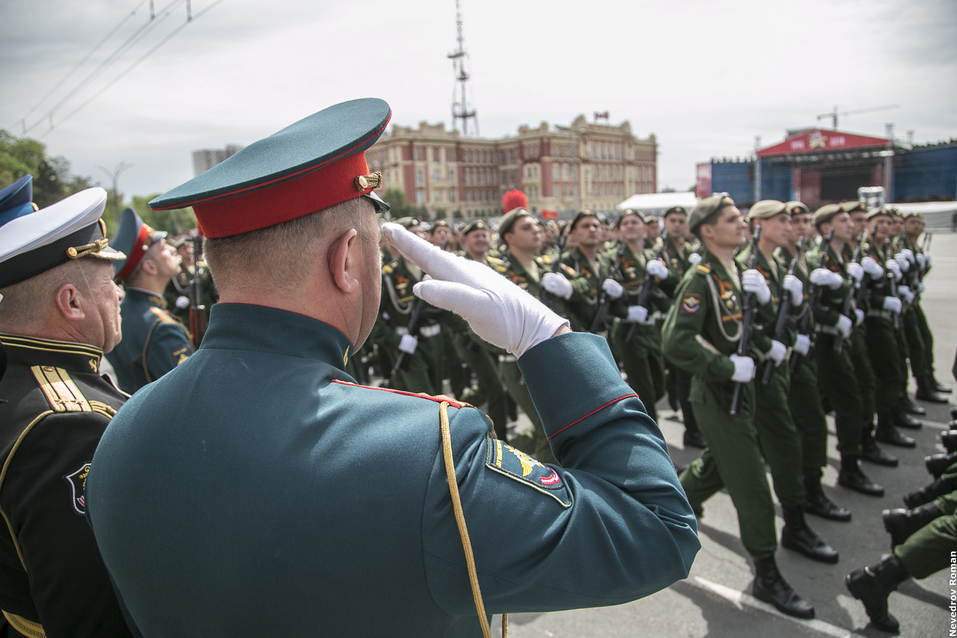 В Ростове состоялся Парад Победы ФОТОРЕПОРТАЖ 9 В Ростове состоялся Парад Победы ФОТОРЕПОРТАЖ 9