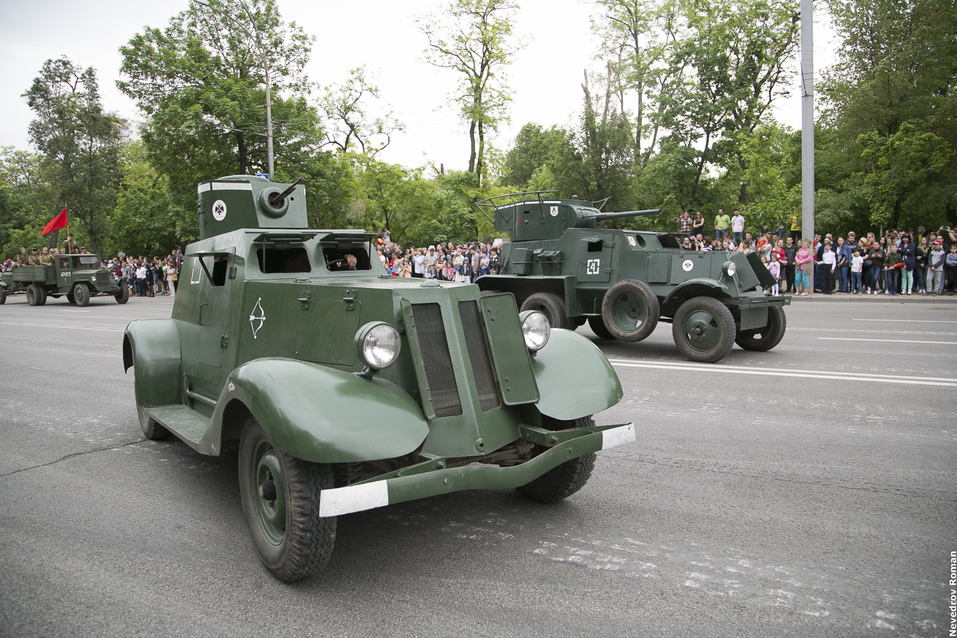 В Ростове состоялся Парад Победы ФОТОРЕПОРТАЖ 20 В Ростове состоялся Парад Победы ФОТОРЕПОРТАЖ 20