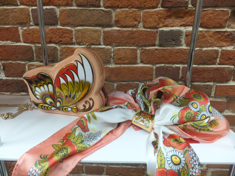 «Хохломская роспись» презентовала сувенирную продукцию к ЧМ-2018. ФОТОРЕПОРТАЖ 11 «Хохломская роспись» презентовала сувенирную продукцию к ЧМ-2018. ФОТОРЕПОРТАЖ 11