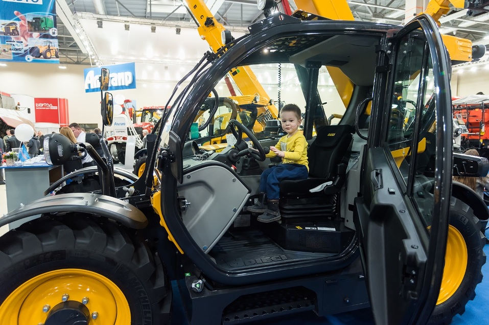 Новый проект «ДонЭкспоцентр»: грандиозная выставка-демонстрация «День Донского поля» 4 Новый проект «ДонЭкспоцентр»: грандиозная выставка-демонстрация «День Донского поля» 4