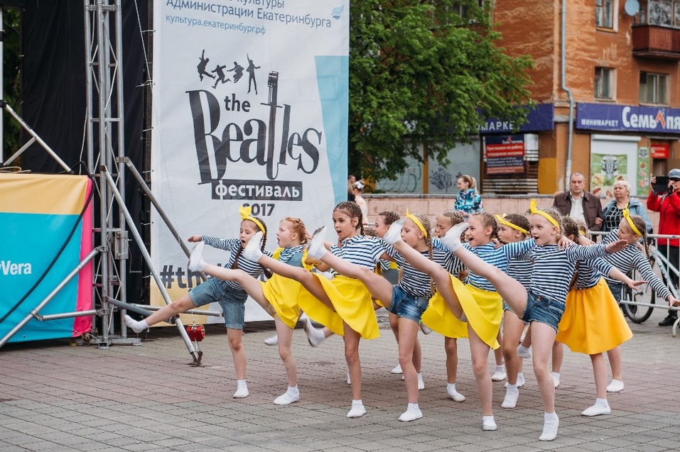 Как превратить рабочую окраину в уральский Вудсток. Рецепт Веры Белоус
3 Как превратить рабочую окраину в уральский Вудсток. Рецепт Веры Белоус
3