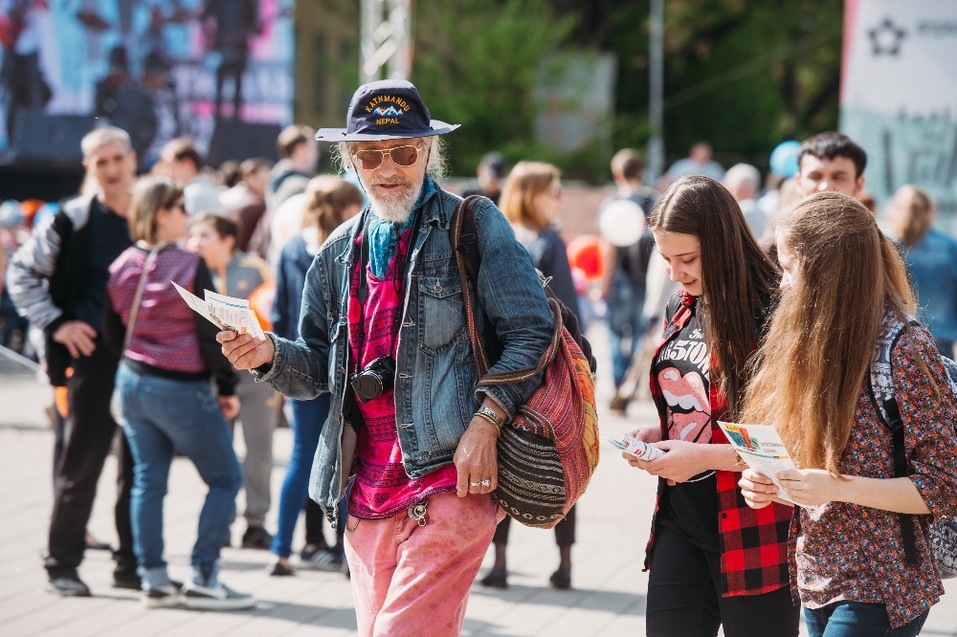 Как превратить рабочую окраину в уральский Вудсток. Рецепт Веры Белоус
5 Как превратить рабочую окраину в уральский Вудсток. Рецепт Веры Белоус
5