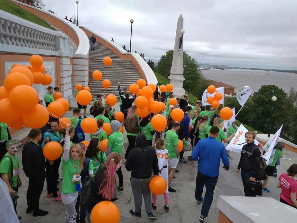 «Пыхтели, но бежали». В Нижнем Новгороде прошел четвертый полумарафон «Беги, герой!». ФОТО 2 «Пыхтели, но бежали». В Нижнем Новгороде прошел четвертый полумарафон «Беги, герой!». ФОТО 2