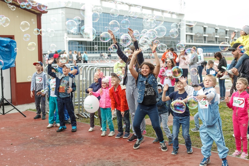 Зеленый марафон «Бегущие сердца» раскрыл детали праздничной программы
1 Зеленый марафон «Бегущие сердца» раскрыл детали праздничной программы
1