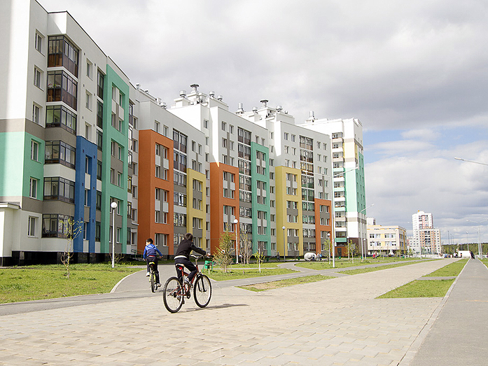 Построен для детей, одобрен родителями. Как выглядит не рядовой район – ФОТОРЕПОРТАЖ 1 Построен для детей, одобрен родителями. Как выглядит не рядовой район – ФОТОРЕПОРТАЖ 1