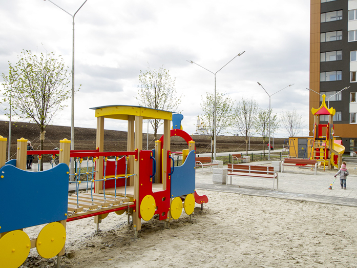 Построен для детей, одобрен родителями. Как выглядит не рядовой район – ФОТОРЕПОРТАЖ 3 Построен для детей, одобрен родителями. Как выглядит не рядовой район – ФОТОРЕПОРТАЖ 3