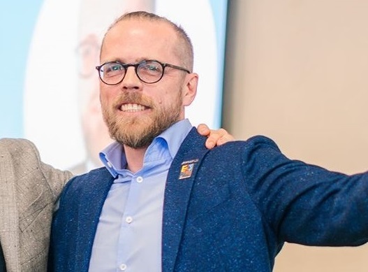 «Посты в соцсетях — это торгашество, а не личный бренд. Пусть этим занимается стадо» 2 «Посты в соцсетях — это торгашество, а не личный бренд. Пусть этим занимается стадо» 2