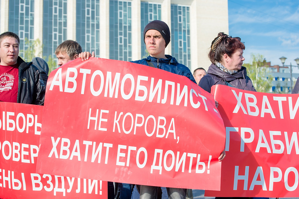 Скачок цен на бензин проверит УФАС по требованию новосибирских властей 2 Скачок цен на бензин проверит УФАС по требованию новосибирских властей 2