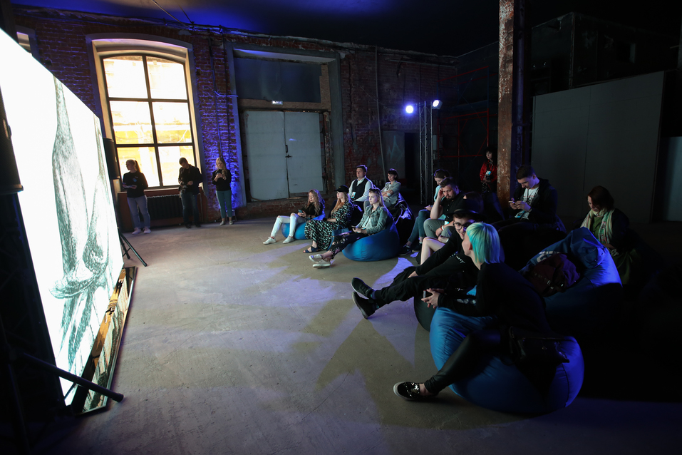 Связь с искусством: что объединяет мобильный интернет и наскальную живопись 4 Связь с искусством: что объединяет мобильный интернет и наскальную живопись 4