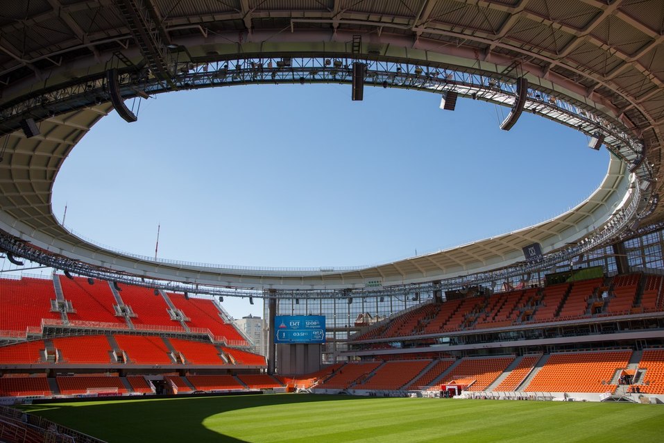 Тимур Уфимцев: «К «Екатеринбург-Арене» невозможно остаться равнодушным»
6 Тимур Уфимцев: «К «Екатеринбург-Арене» невозможно остаться равнодушным»
6