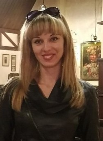 Украла у строителей 60 млн руб. и сбежала. Свердловская полиция ищет мошенницу
1 Украла у строителей 60 млн руб. и сбежала. Свердловская полиция ищет мошенницу
1