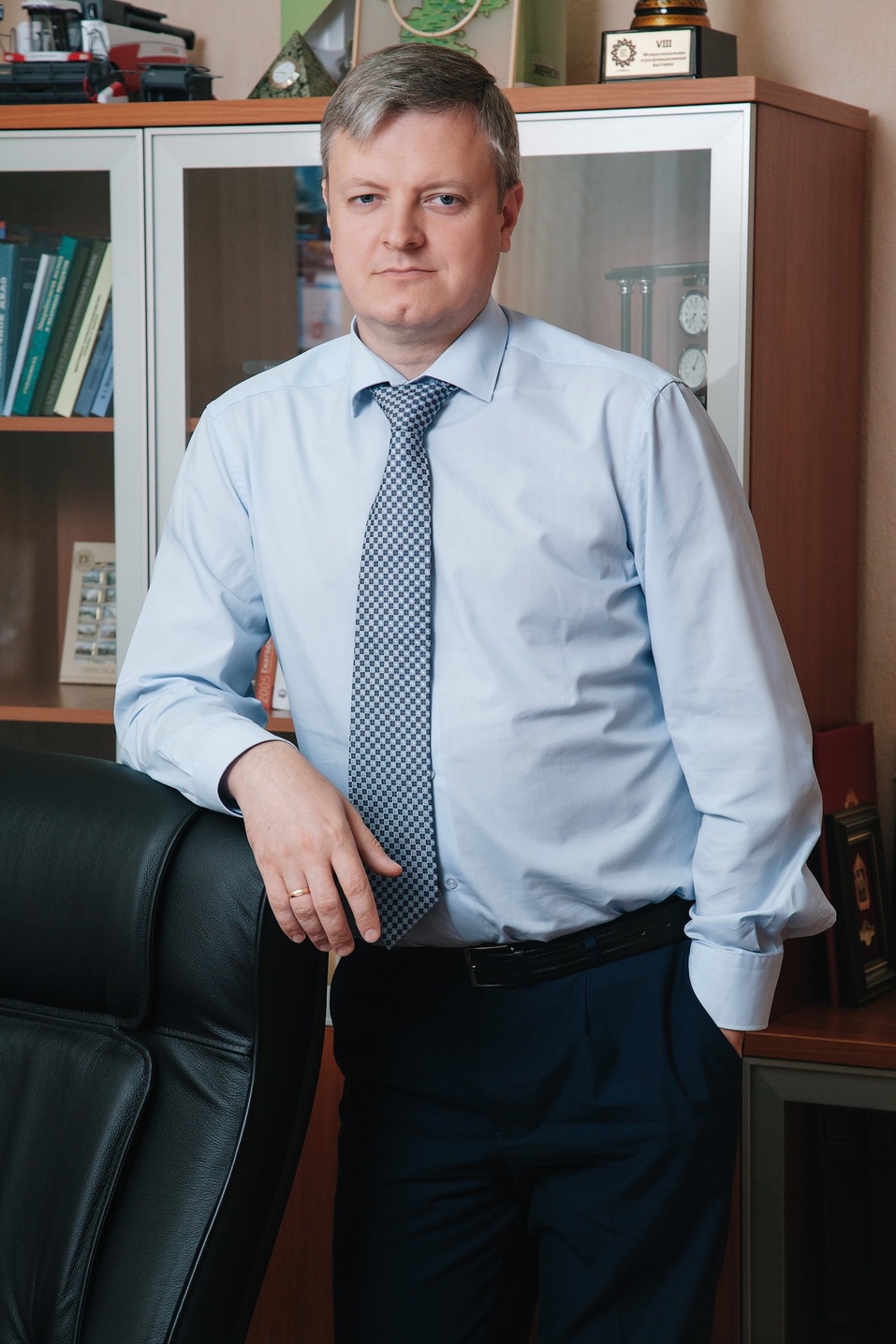 кобылин министр сельского хозяйства челябинской. министр кобылин. кобылин министр сельского хозяйства челябинской области. кобылин министр сельского. алексей кобылин министр сельского хозяйства челябинской области.