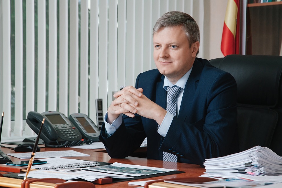 «Красное&белое» ставит рекорды. Бесполезный ШОС. Что ждет гостиничный бизнес. ДАЙДЖЕСТ 5 «Красное&белое» ставит рекорды. Бесполезный ШОС. Что ждет гостиничный бизнес. ДАЙДЖЕСТ 5