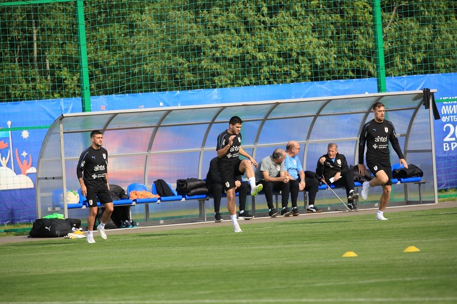 «Чувствуем себя как дома». Сборная Уругвая провела тренировку в спортцентре «Борский».ФОТО 1 «Чувствуем себя как дома». Сборная Уругвая провела тренировку в спортцентре «Борский».ФОТО 1