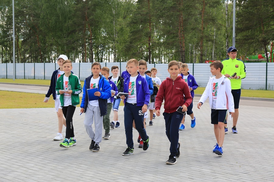 «Чувствуем себя как дома». Сборная Уругвая провела тренировку в спортцентре «Борский».ФОТО 2 «Чувствуем себя как дома». Сборная Уругвая провела тренировку в спортцентре «Борский».ФОТО 2