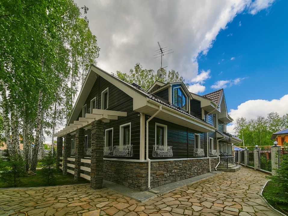 Под Челябинском за 40 млн руб. продают избу в русском стиле. ТОП самых дорогих домов 2 Под Челябинском за 40 млн руб. продают избу в русском стиле. ТОП самых дорогих домов 2