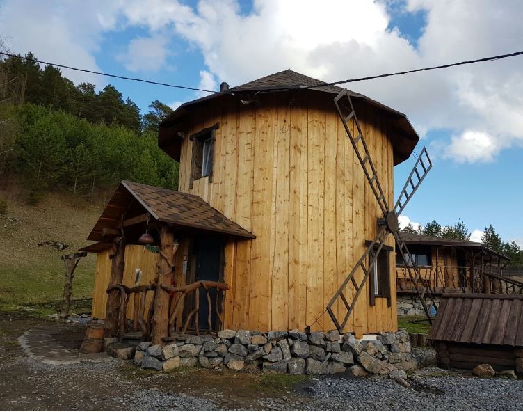 Медведи, рыбный релакс и кинотеатр на пляже. Обзор нестандартных баз отдыха Южного Урала 3 Медведи, рыбный релакс и кинотеатр на пляже. Обзор нестандартных баз отдыха Южного Урала 3