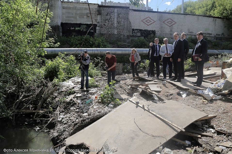 Найдены причины скопления дождевой воды на пересечении улиц Белинского и Ковалихинской 3 Найдены причины скопления дождевой воды на пересечении улиц Белинского и Ковалихинской 3
