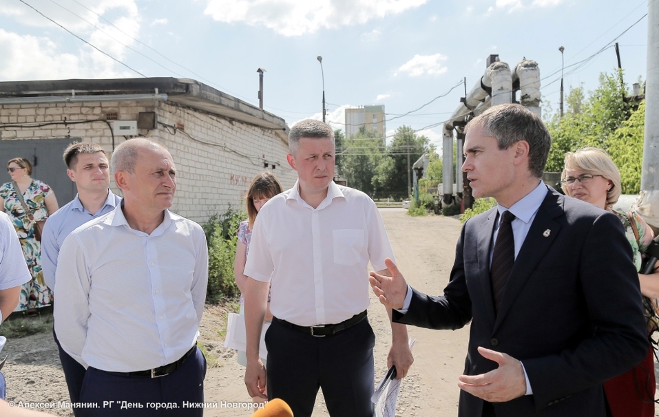 Владимир Панов пообещал избавиться от пробки в районе Пролетарского кольца 3 Владимир Панов пообещал избавиться от пробки в районе Пролетарского кольца 3